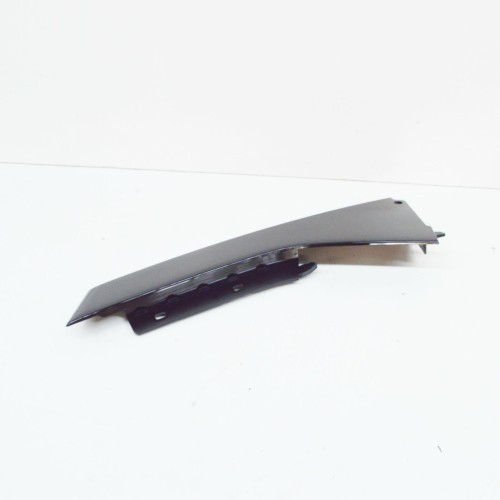 D- pillar left finisher 4