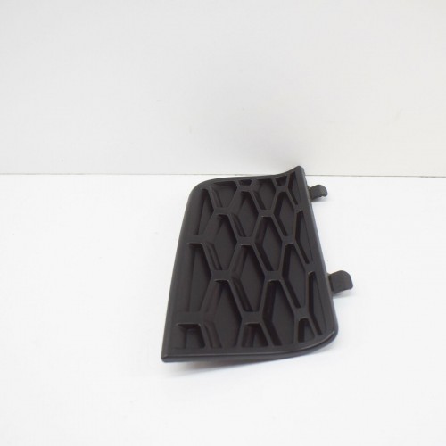 Front Bumper Grille 4