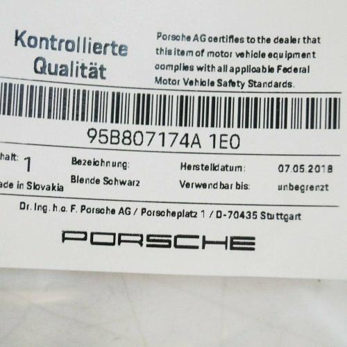 SCHEINWERFERBLENDE SCHWARZ 8